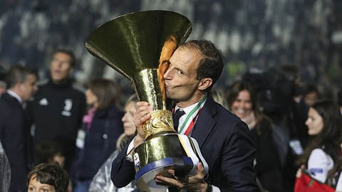CĐV Arsenal điên tiết khi biết BLĐ 'bỏ' Allegri để chọn Emery