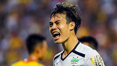 Hà Nội FC ngỡ ngàng trước tin đồn chiêu mộ Văn Toàn