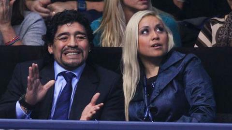 Maradona trở lại với tình cũ