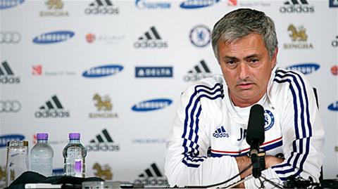 Mourinho tuyên bố sẽ từ chức nếu không có danh hiệu