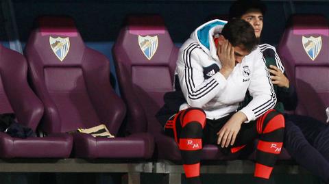 Bi kịch của Casillas: Đến “Thánh” cũng phải phấn đấu
