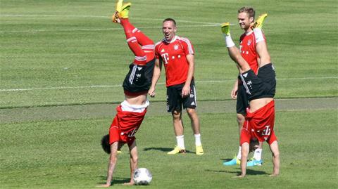 Bayern trước derby Bavaria: Martinez trở lại, Ribery... chạy bằng tay