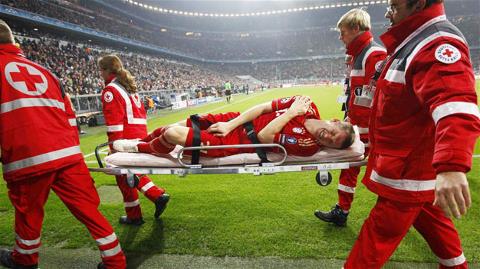 Bayern điêu đứng vì bão chấn thương