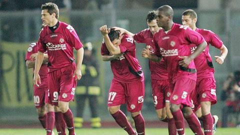 01h45 ngày 2/9: Sassuolo vs Livorno