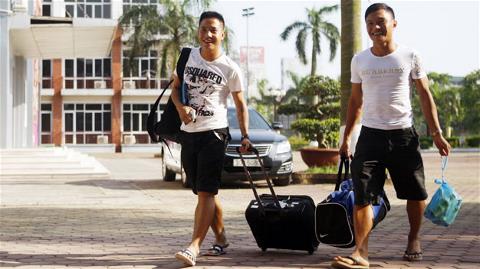 ĐT U23 Việt Nam đi tập huấn: Khó khăn từ visa