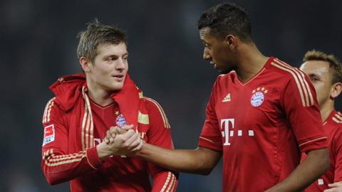 Bayern đàm phán gia hạn với Boateng, "phớt lờ" Kroos
