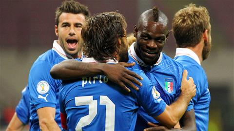 Pirlo và Balotelli là hơi thở và sức mạnh của Italia