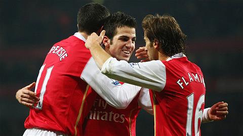 Bật mí lý do Arsenal mất chức vô địch mùa 2007/08
