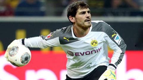 Đăng tin Dortmund mua Casillas, tờ Bild bị tố "đạo bài"