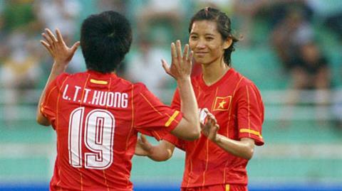 ĐT nữ Việt Nam thắng trận đầu tại AFF Cup nữ 2013