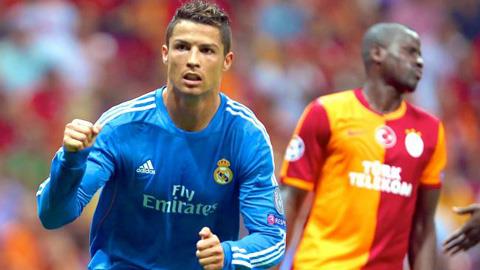 Ronaldo sắp đuổi kịp thành tích ghi bàn của Van Nistelrooy và Messi