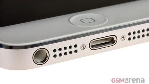 iOS 7 sẽ khóa máy nếu sai cáp Lightning, iPad Mini 2 sẽ có màu mới