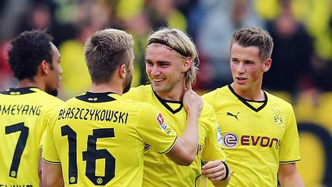 5 bàn thắng đẹp nhất vòng 6 Bundesliga