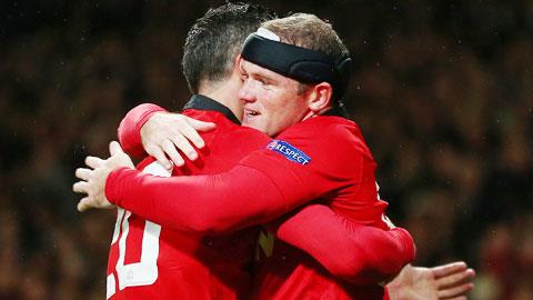 M.U: Khi Rooney "nhớ" Van Persie...