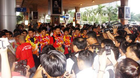 Điểm tin sáng 24/9: U19 Việt Nam trở về như những người hùng