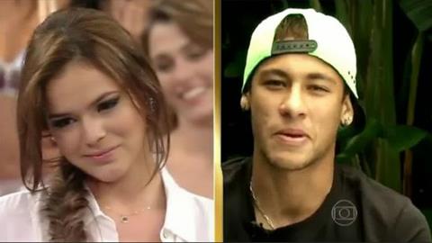 Bruna Marquezine khóc khi được Neymar nói lời yêu