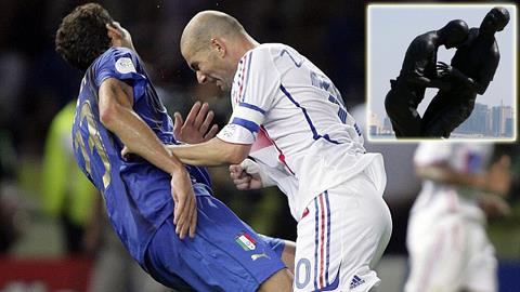 Zidane húc vào ngực Materazzi ở... Qatar