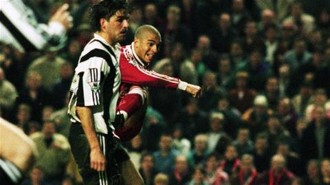 Trận cầu kinh điển: Liverpool 4-3 Newcastle (3/4/1996)