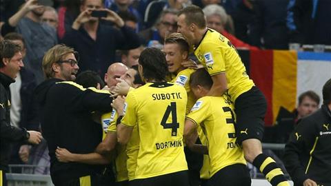 Vòng 10 Bundesliga: Dortmund phủ vàng vùng Ruhr
