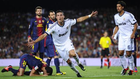 12 bàn thắng đáng nhớ của Cristiano Ronaldo vào lưới Barca