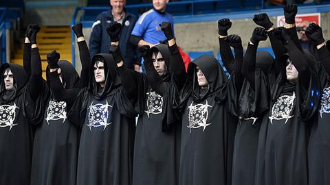 11 "pháp sư đen" tới Stamford Bridge "ám quẻ" Man City
