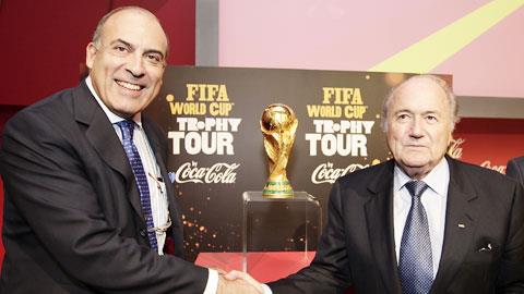 Chuyện tài trợ ở World Cup: FIFA cũng học M.U