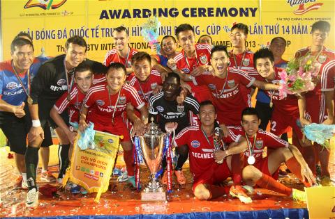 U23 Việt Nam 0-1 B.BD: Tăng Tuấn tỏa sáng, đội chủ nhà vô địch