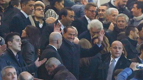 Bình luận: Berlusconi bao giờ mới “tha” cho AC Milan?