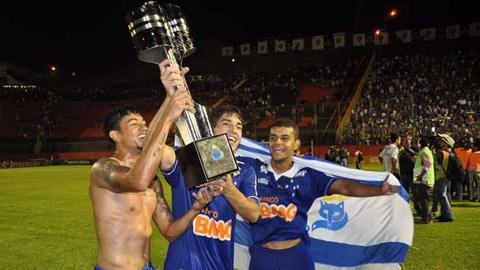 Cruzeiro lần thứ 3 lên ngôi vô địch Brazil