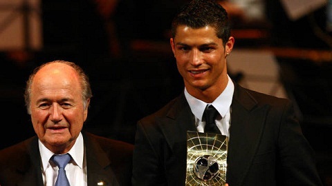 Điểm tin chiều 18/11: Ronaldo không cho Blatter cơ hội xin lỗi