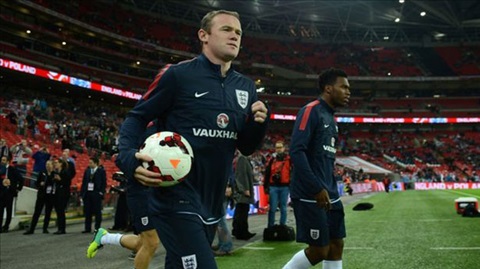 Sturridge và Rooney sẽ lĩnh xướng hàng công ĐT Anh gặp Đức