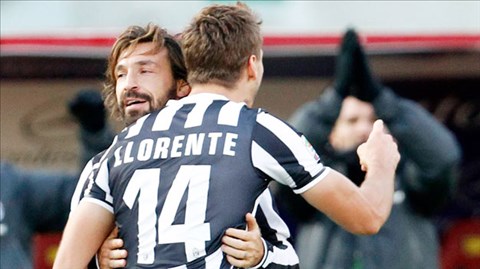 Livorno 0-2 Juventus: Juventus lên đầu bảng!