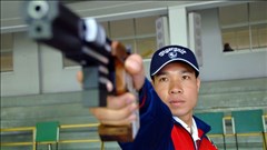 Ngôi sao ĐT Bắn súng Việt Nam: "Viên đạn vàng" Hoàng Xuân Vinh