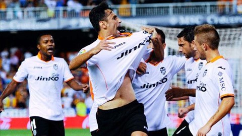 01h00, ngày 2/12: Valencia vs Osasuna