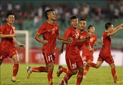 U23 Việt Nam mặc áo  may mắn, đăng ký đủ 20 người