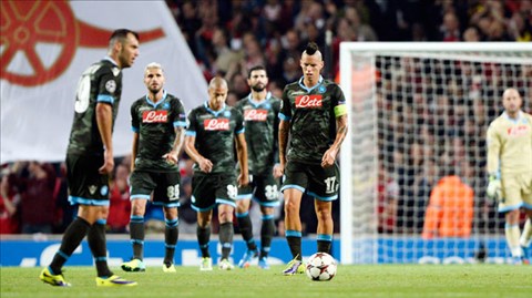 Vòng bảng Champions League: Run rẩy chờ Serie A thoát hiểm
