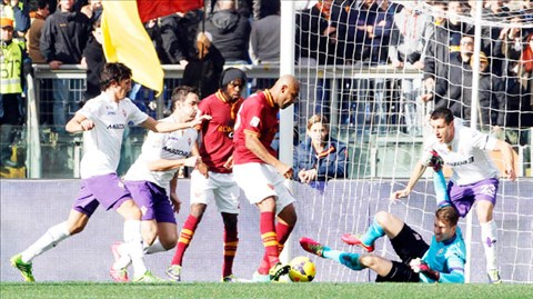 Roma 2-1 Fiorentina: Roma trở lại mạch thắng