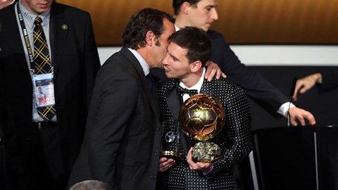Tâm thư Ronaldo gửi Messi sau gala QBV 2012