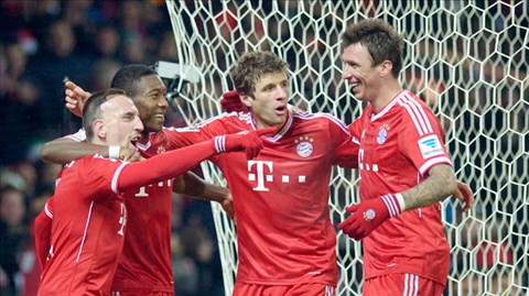 Trước vòng 16 Bundesliga: Bayern vô địch lượt đi?