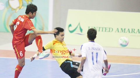 Lượt trận thứ 2 bảng B - Môn futsal nam: Việt Nam đánh bại Lào 10-1