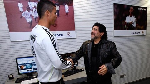 Maradona: "Ronaldo xứng đáng giành Quả bóng Vàng"