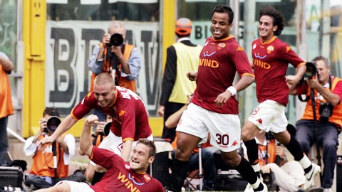 21h00 ngày 22/12, Roma vs Catania: Đạp đáy để đuổi đỉnh