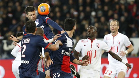 Vòng 19 Ligue 1: PSG suýt trắng tay trên sân nhà