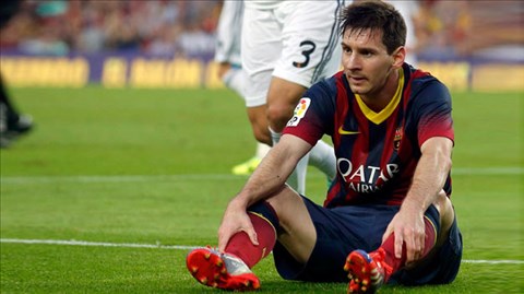 2013 - năm thảm họa của Messi: Chạy sô, trốn thuế, bật sếp &… bệnh binh dài hạn