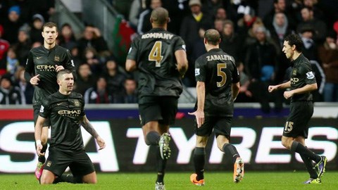 Swansea 2-3 Man City: 3 điểm xứng đáng cho Man City