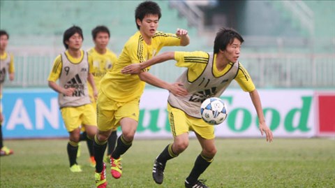 U19 Nhật Bản và U19 Tottenham: Đến để cống hiến