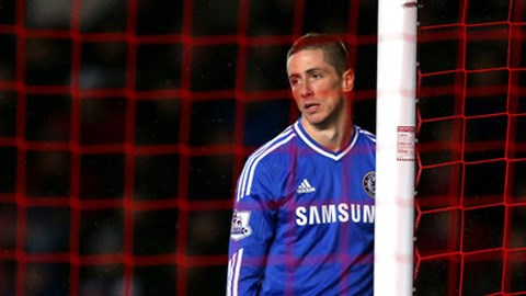 Torres lại bỏ lỡ vô duyên trong trận gặp Derby