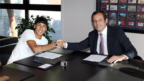 Chủ tịch của Barca có nguy cơ đi tù vì vụ mua Neymar