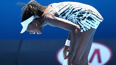 Venus Williams thua sốc vì bị... mất xe?