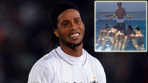 Bức ảnh gây sốc của Ronaldinho